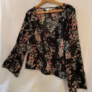 Cupcakes and Cashmere Poet Blouse